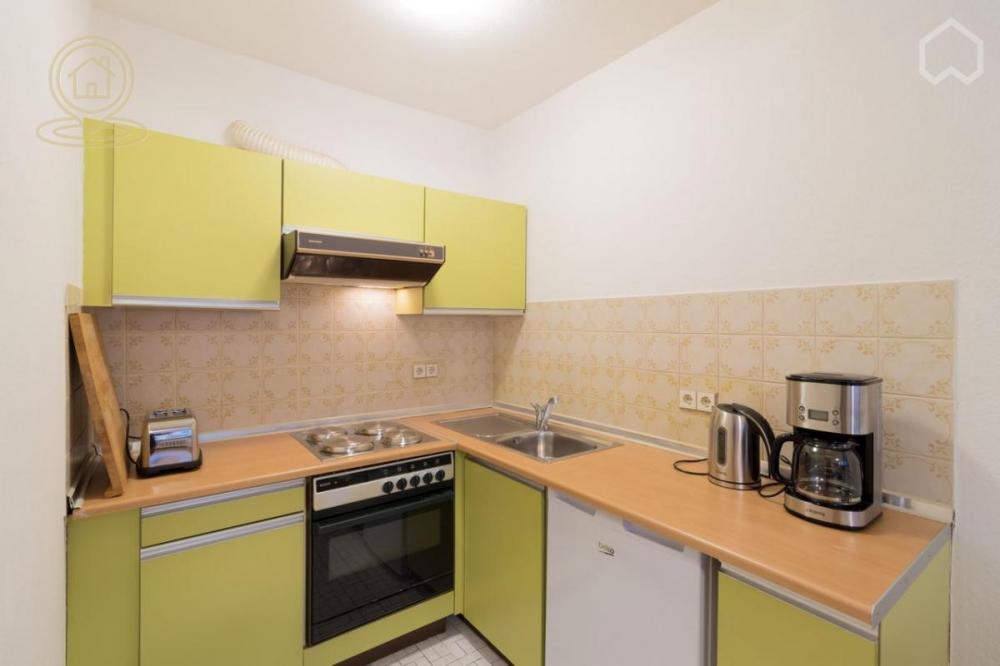 Stan na prodaju u Beogradu, Novi Beograd blok 44 (Piramida), jednosoban, 40m2, cena 160000 evra