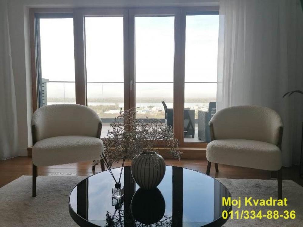 Stan na prodaju u Beogradu, Karaburma, cetvorosoban, 113m2, cena 475000 evra