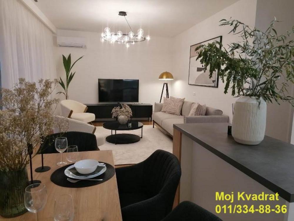 Stan na prodaju u Beogradu, Karaburma, cetvorosoban, 113m2, cena 475000 evra