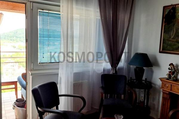 Stan na prodaju u Beogradu, Rakovica, 90m2, cena 198000 evra