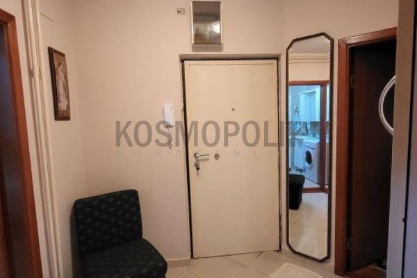 Stan na prodaju u Beogradu, Beograd (centar), dvoiposoban, 52m2, cena 250000 evra