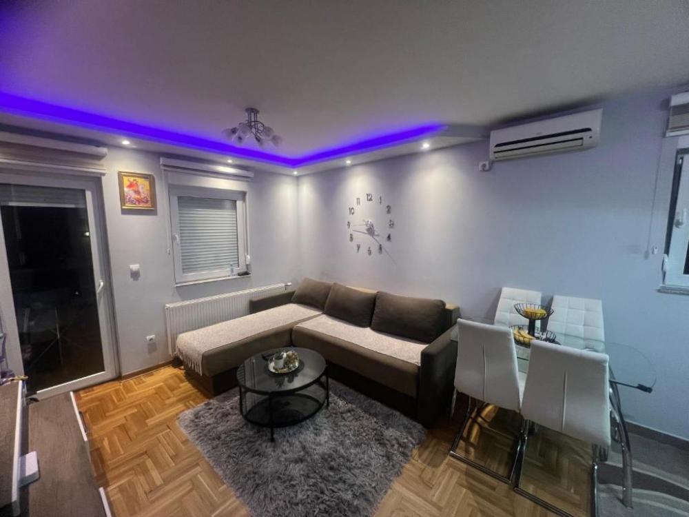 Stan na prodaju u Beogradu, Altina, jednoiposoban, 41m2, cena 92000 evra