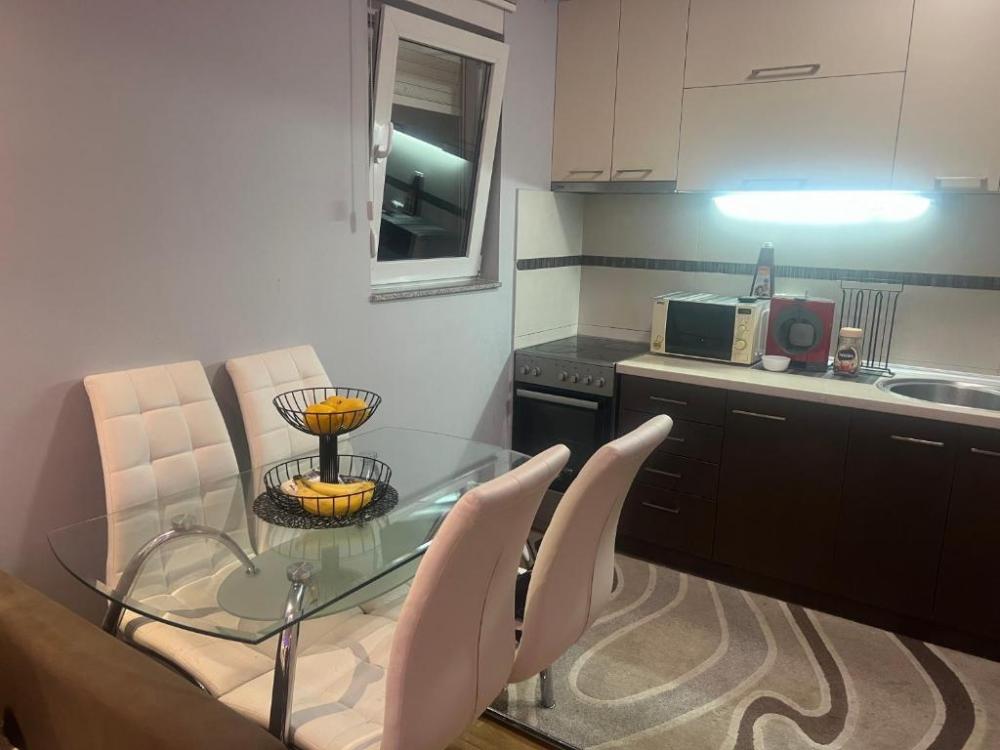 Stan na prodaju u Beogradu, Altina, jednoiposoban, 41m2, cena 92000 evra