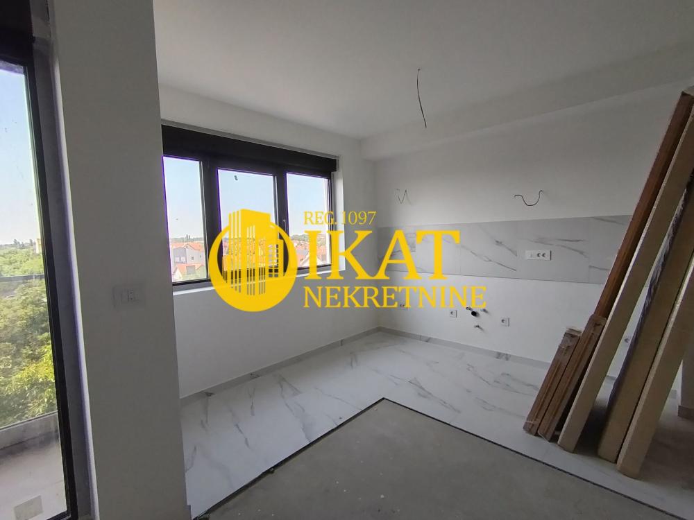 Stan na prodaju u Beogradu, Zemun, trosoban, 89m2, cena 263878 evra