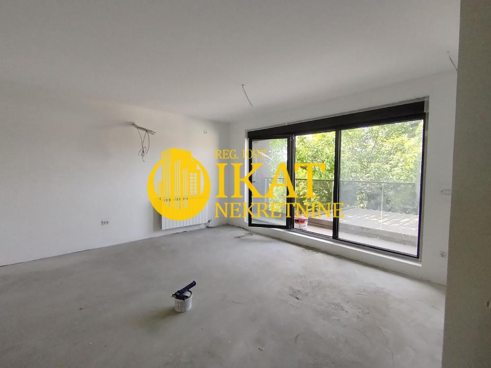 Stan na prodaju u Beogradu, Zemun, trosoban, 89m2, cena 263878 evra