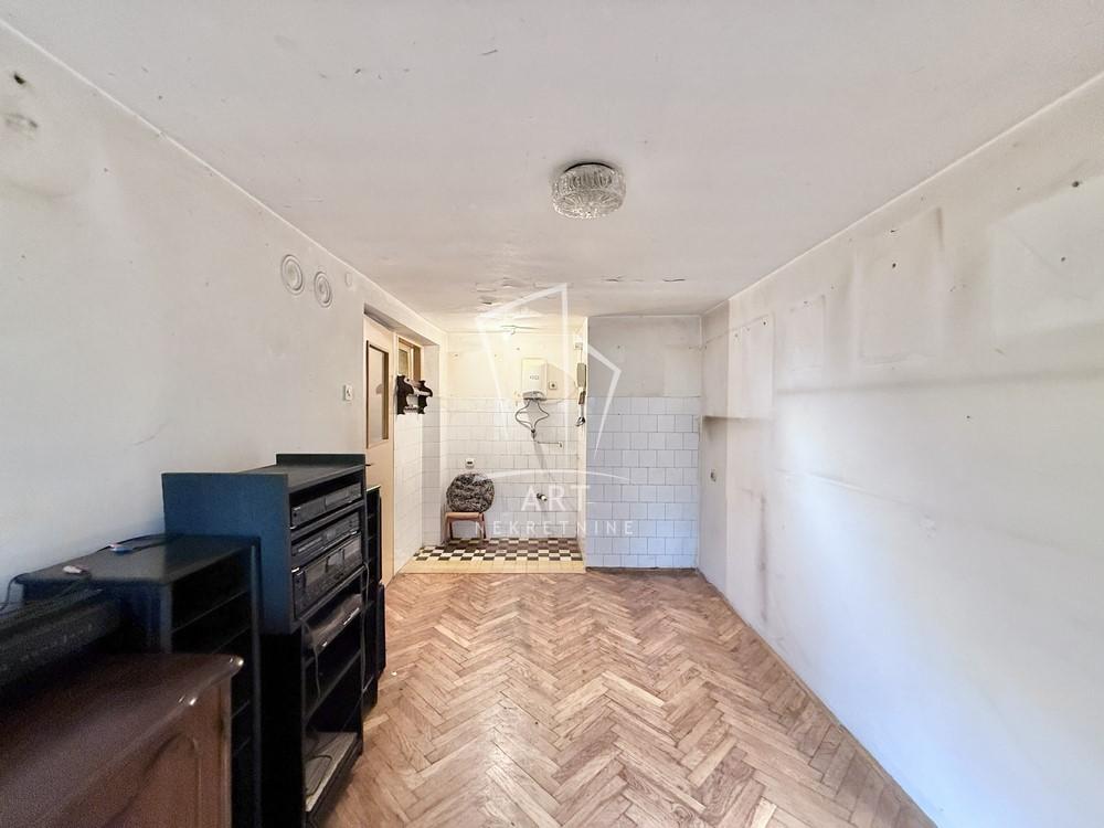 Stan na prodaju u Beogradu, Zvezdara, jednosoban, 31m2, cena 90000 evra