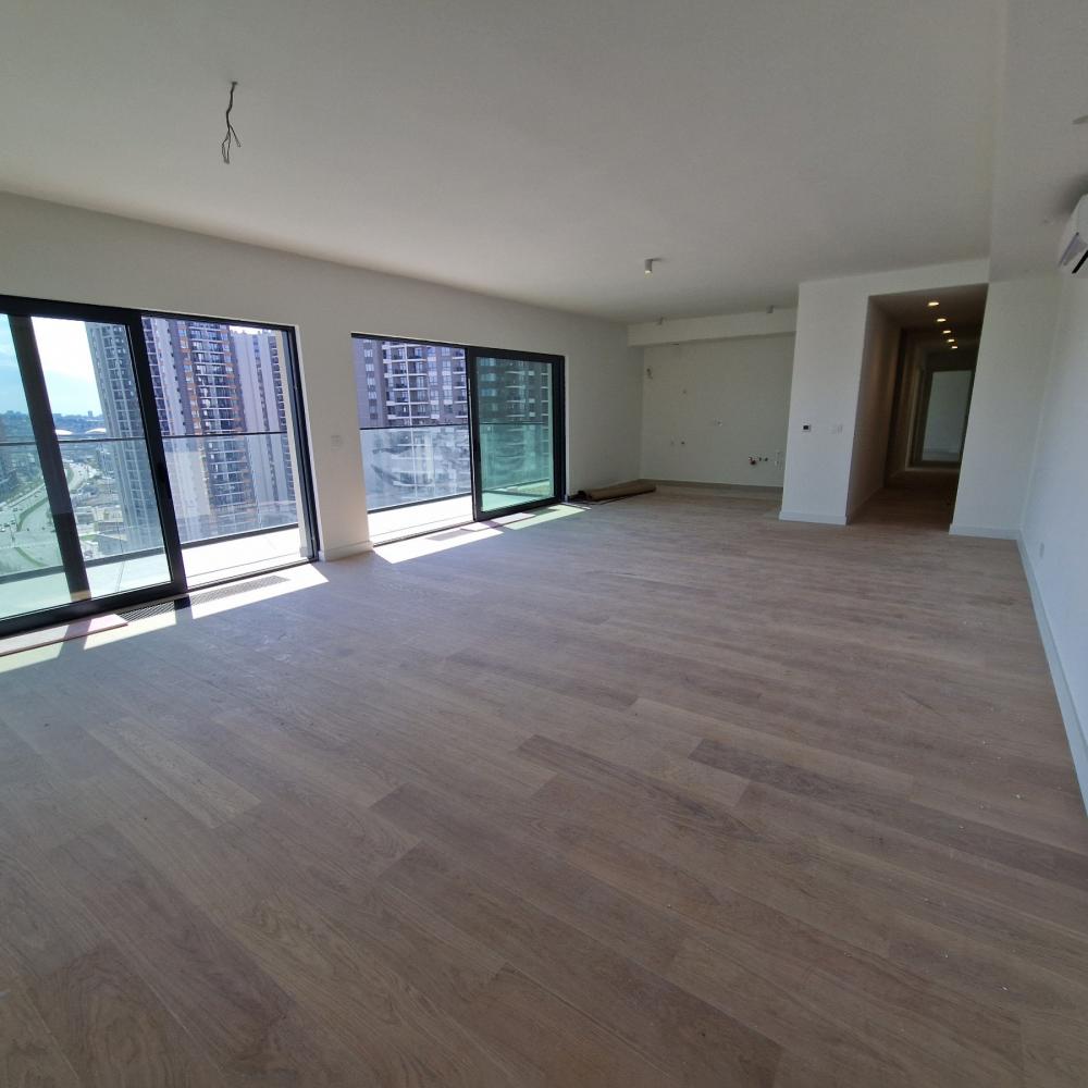 Stan na prodaju u Beogradu, Beograd na vodi, cetvorosoban, 173m2, cena 872888 evra