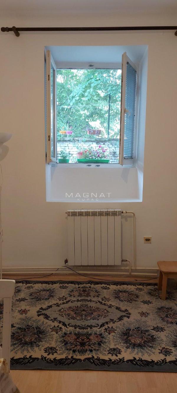Stan na prodaju u Beogradu, Stari grad, dvoiposoban, 45m2, cena 167000 evra