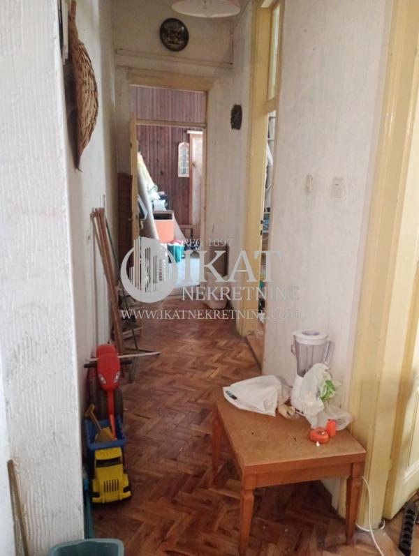Stan na prodaju u Beogradu, Gornji Dorćol, cetvorosoban, 130m2, cena 410000 evra