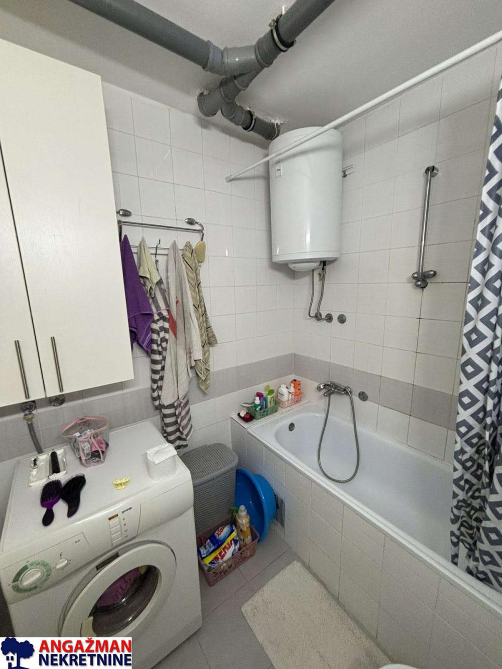 Stan na prodaju u Beogradu, Novi Beograd, dvosoban, 53m2, cena 169600 evra