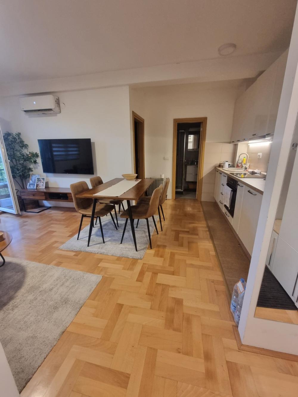 Stan na prodaju u Beogradu, Voždovac, dvosoban, 46m2, cena 102800 evra