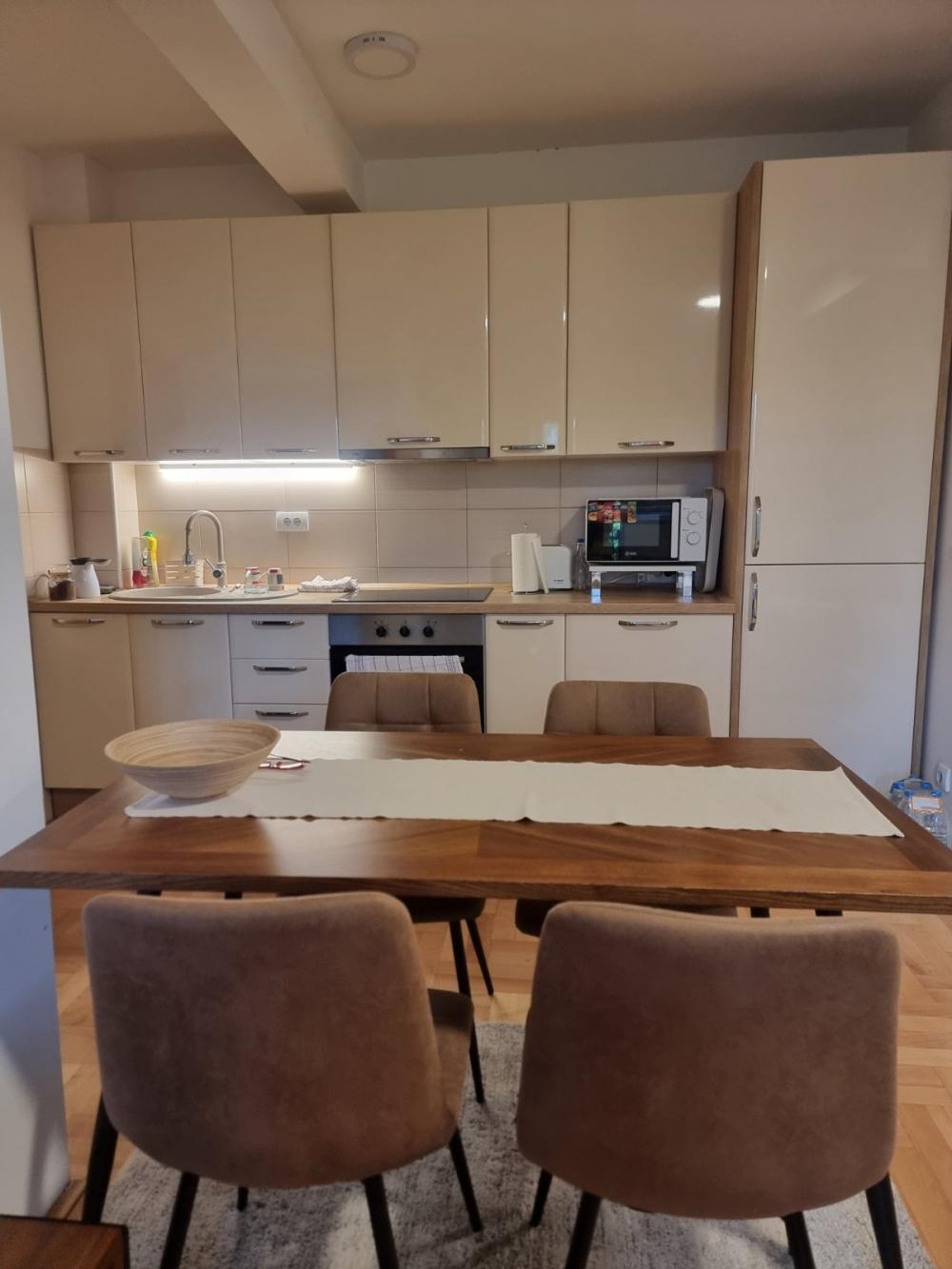 Stan na prodaju u Beogradu, Voždovac, dvosoban, 46m2, cena 102800 evra