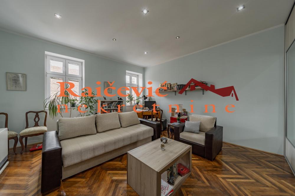 Stan na prodaju u Beogradu, Gornji grad, dvosoban, 52m2, cena 200000 evra