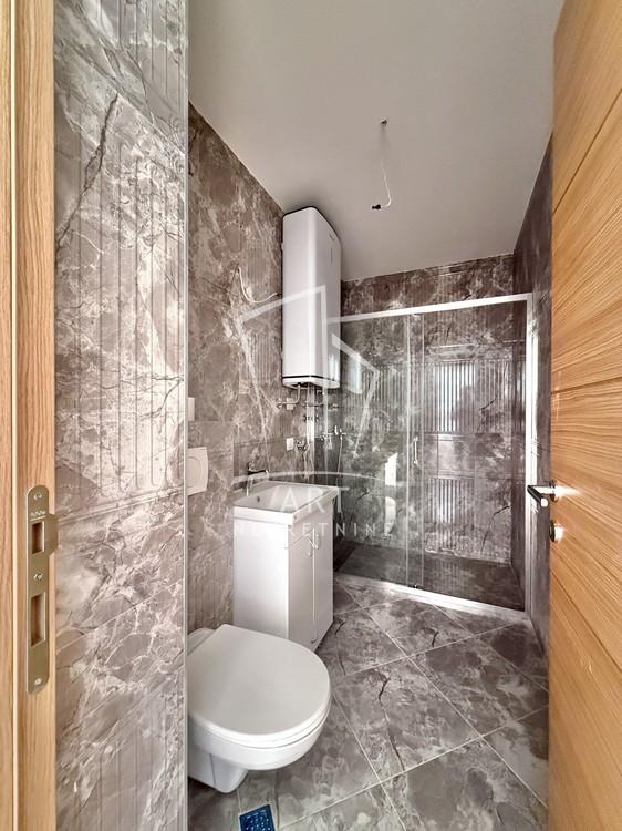 Stan na prodaju u Beogradu, Voždovac, trosoban, 70m2, cena 245000 evra