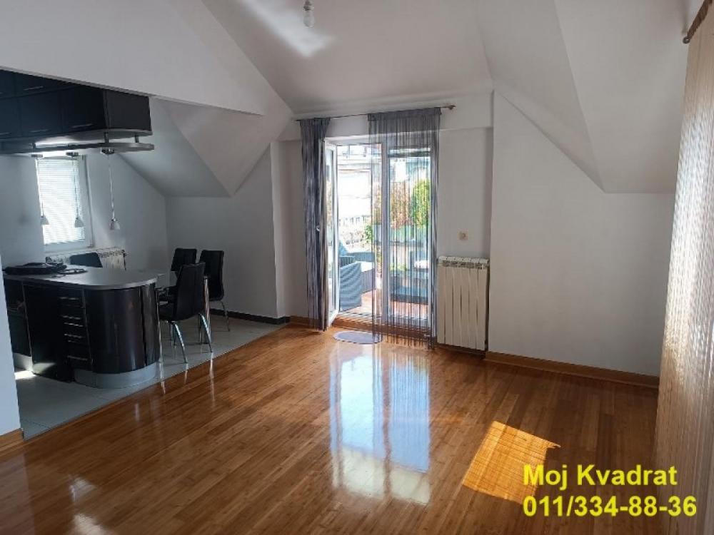 Stan na prodaju u Beogradu, Vračar (Hram), trosoban, 86m2, cena 292000 evra