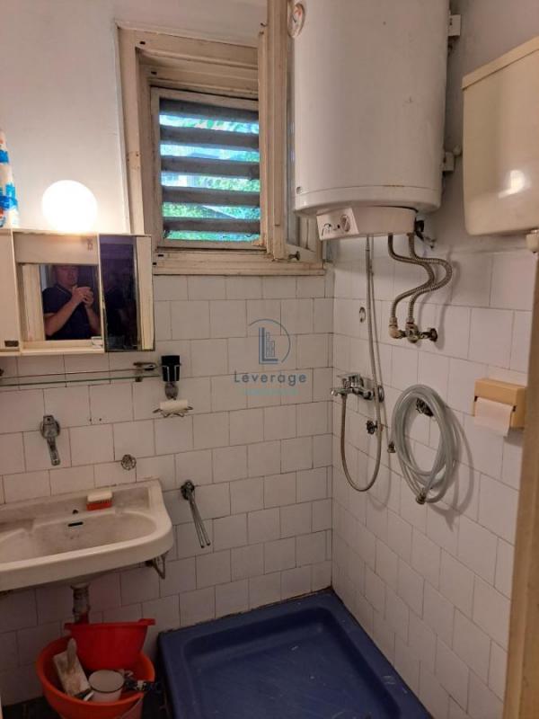 Stan na prodaju u Beogradu, Voždovac, dvosoban, 50m2, cena 140000 evra