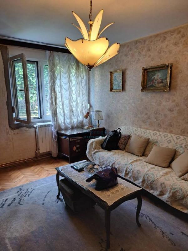 Stan na prodaju u Beogradu, Voždovac, dvosoban, 50m2, cena 140000 evra