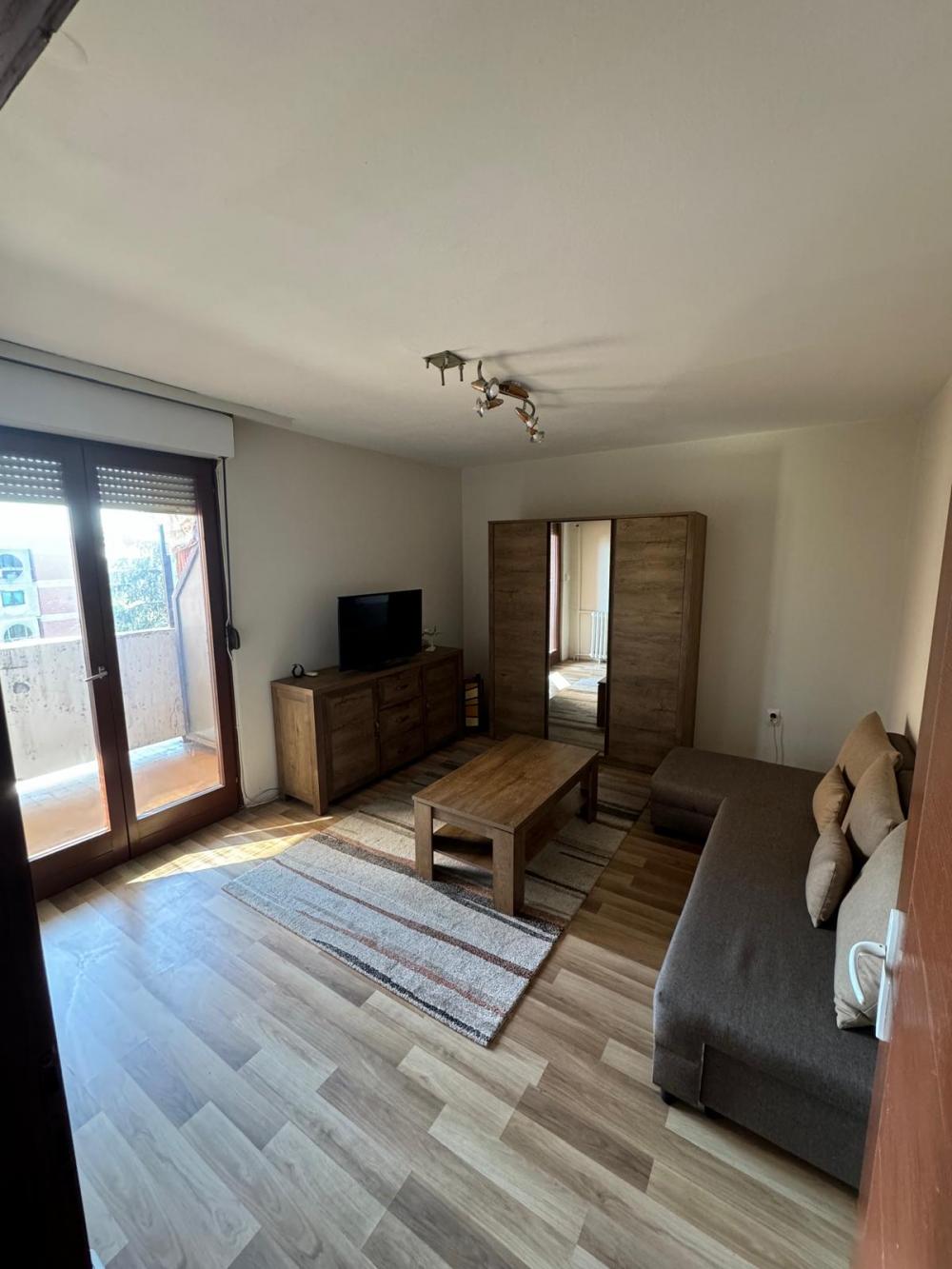 Stan na prodaju u Beogradu, Vidikovac, troiposoban, 85m2, cena 200000 evra