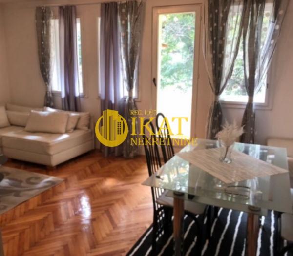 Stan na prodaju u Beogradu, Karaburma, dvosoban, 57m2, cena 140500 evra
