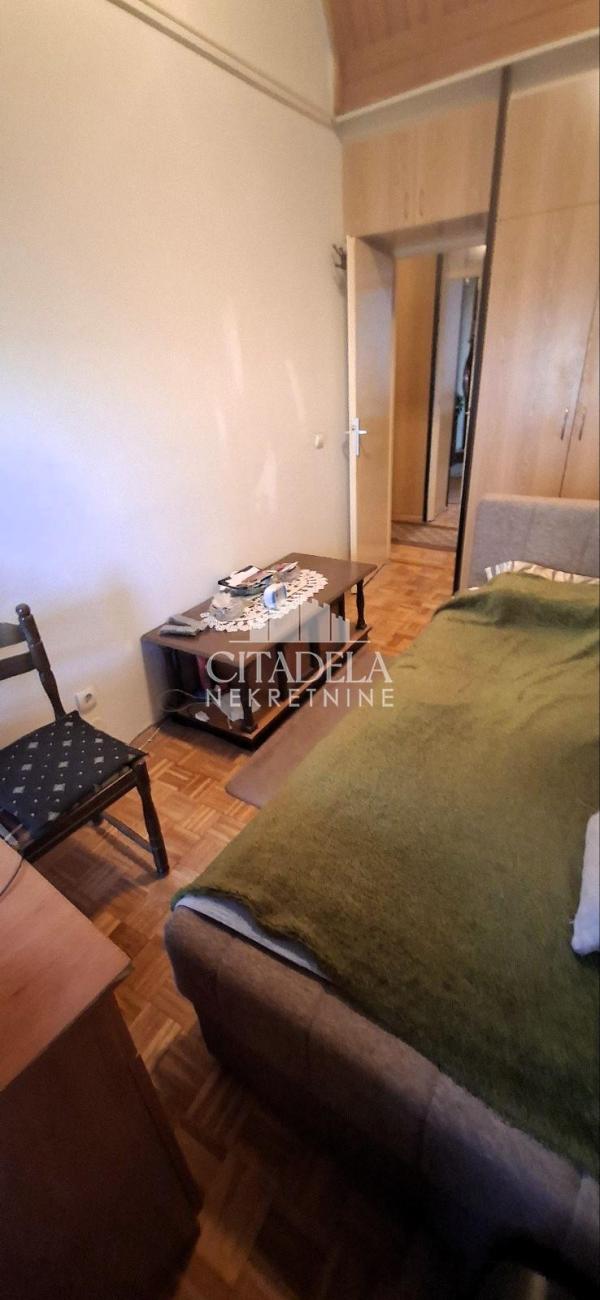 Stan na prodaju u Beogradu, Čukarica, troiposoban, 85m2, cena 220000 evra