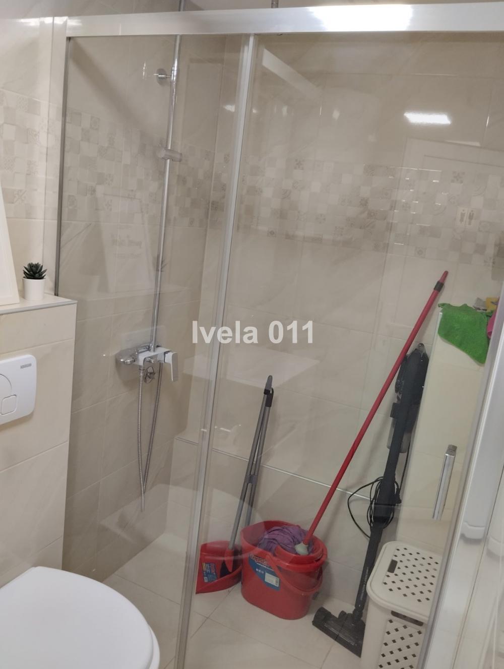 Stan na prodaju u Beogradu, Vračar, trosoban, 57m2, cena 149000 evra