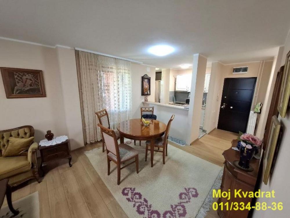 Stan na prodaju u Beogradu, Cerak vinogradi, dvosoban, 59m2, cena 209000 evra