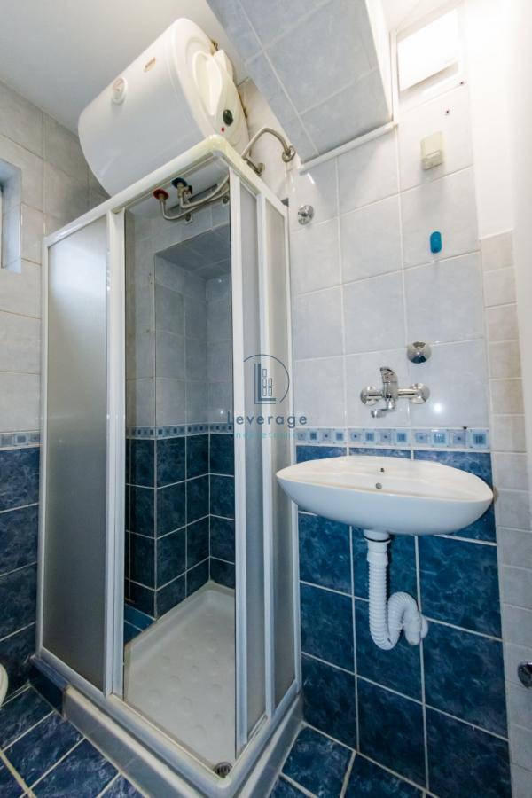 Stan na prodaju u Beogradu, Senjak, jednosoban, 30m2, cena 97800 evra
