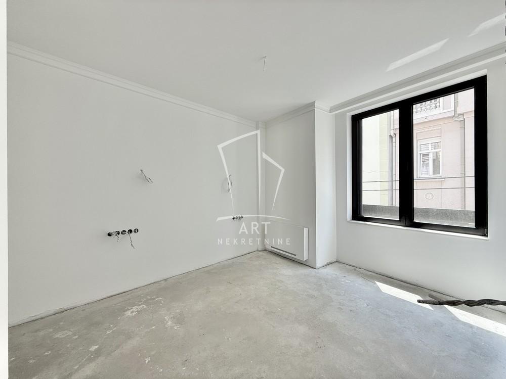 Stan na prodaju u Beogradu, Vračar (Hram), cetvorosoban, 180m2, cena 1386000 evra