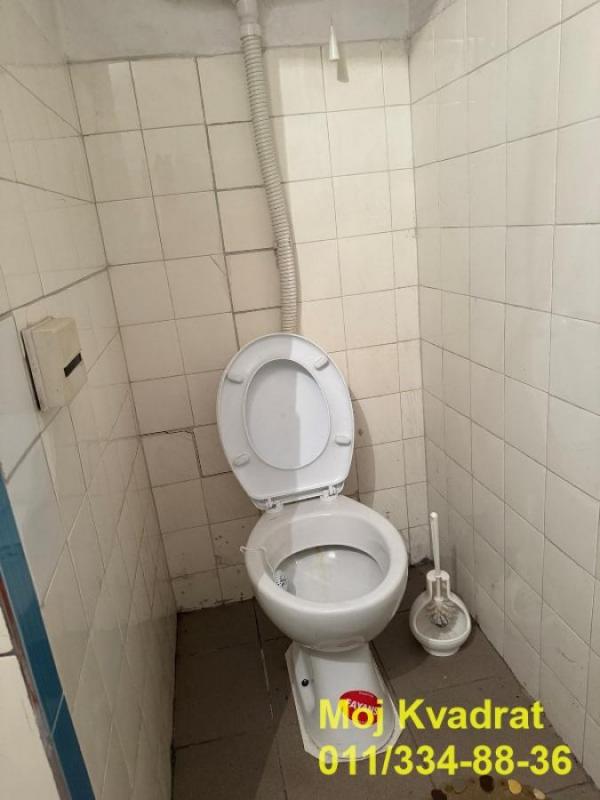 Stan na prodaju u Beogradu, Senjak, dvoiposoban, 38m2, cena 145500 evra