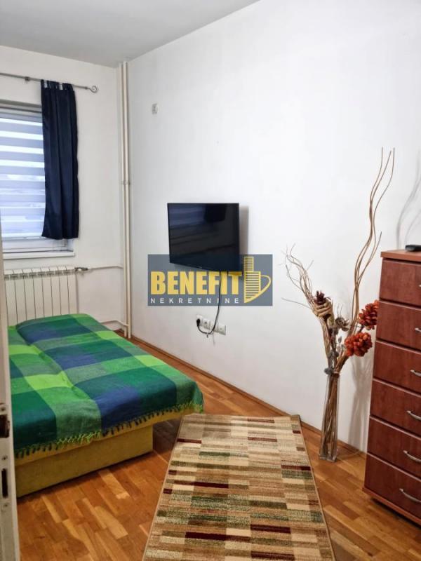 Stan na prodaju u Beogradu, Južni bulevar, dvosoban, 40m2, cena 160000 evra