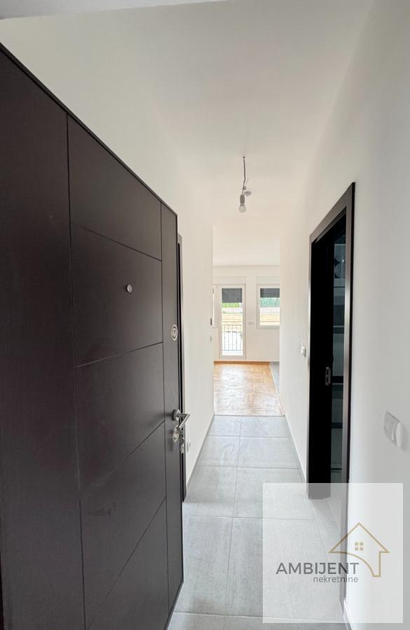 Stan na prodaju u Beogradu, Surčin, dvosoban, 39m2, cena 95500 evra