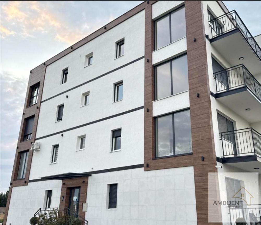 Stan na prodaju u Beogradu, Surčin, dvosoban, 39m2, cena 95500 evra