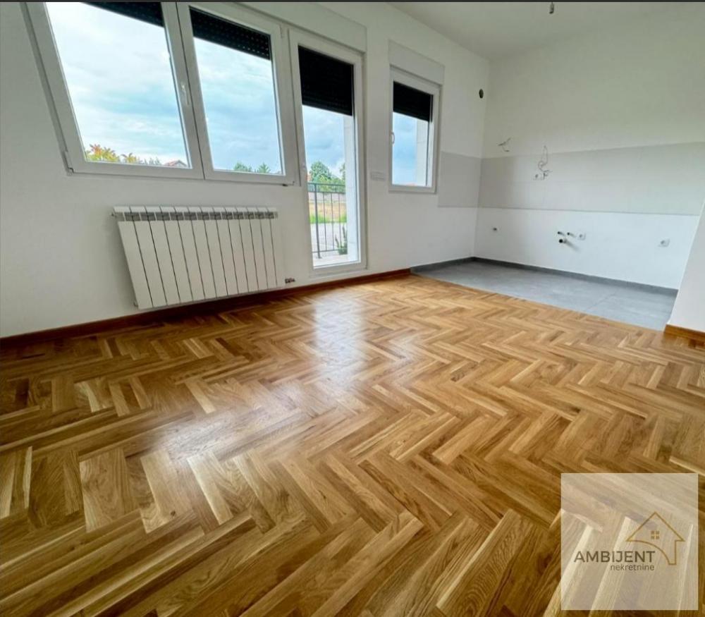 Stan na prodaju u Beogradu, Surčin, dvosoban, 39m2, cena 95500 evra