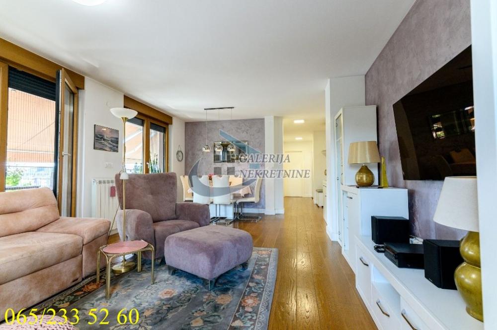 Stan na prodaju u Beogradu, Zemun, dvosoban, 60m2, cena 245000 evra