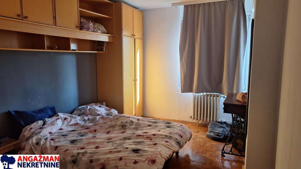Stan na prodaju u Beogradu, Novi Beograd, dvosoban, 67m2, cena 240000 evra