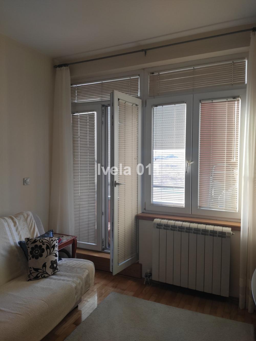 Stan na prodaju u Beogradu, Petlovo brdo, trosoban, 62m2, cena 130000 evra