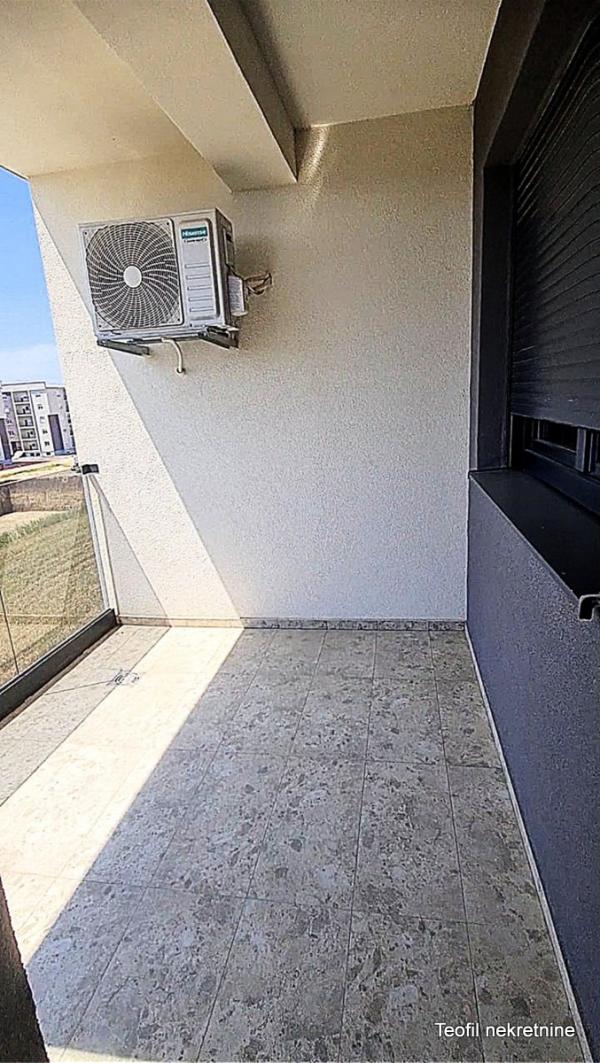 Stan na prodaju u Beogradu, Ledine, jednoiposoban, 40m2, cena 111000 evra