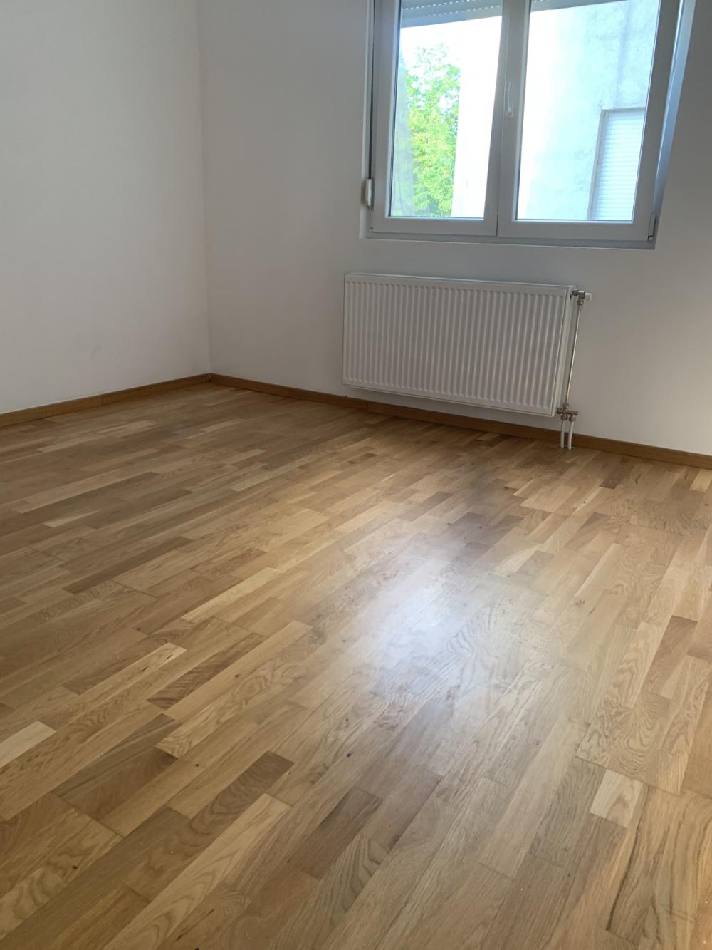 Stan na prodaju u Beogradu, Mirijevo, trosoban, 63m2, cena 126000 evra