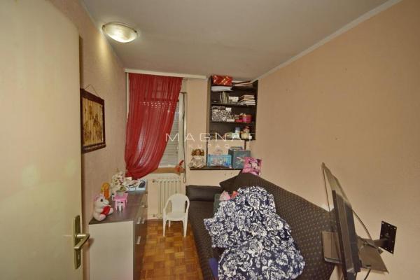 Stan na prodaju u Beogradu, Voždovac, cetvorosoban, 86m2, cena 280000 evra