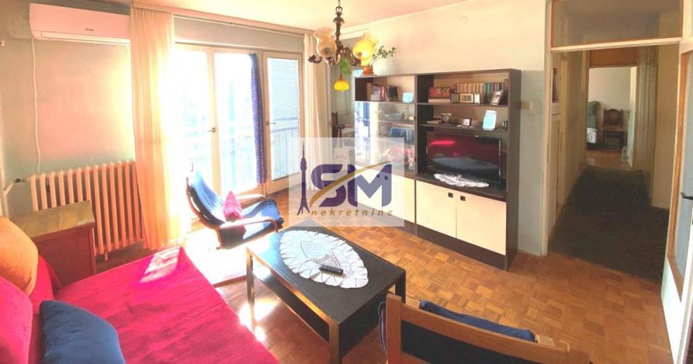 Stan na prodaju u Beogradu, Novi Beograd blok 63, dvoiposoban, 65m2, cena 165000 evra
