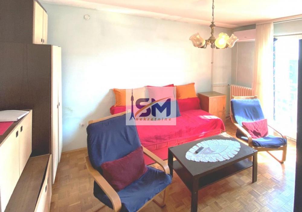 Stan na prodaju u Beogradu, Novi Beograd blok 63, dvoiposoban, 65m2, cena 165000 evra