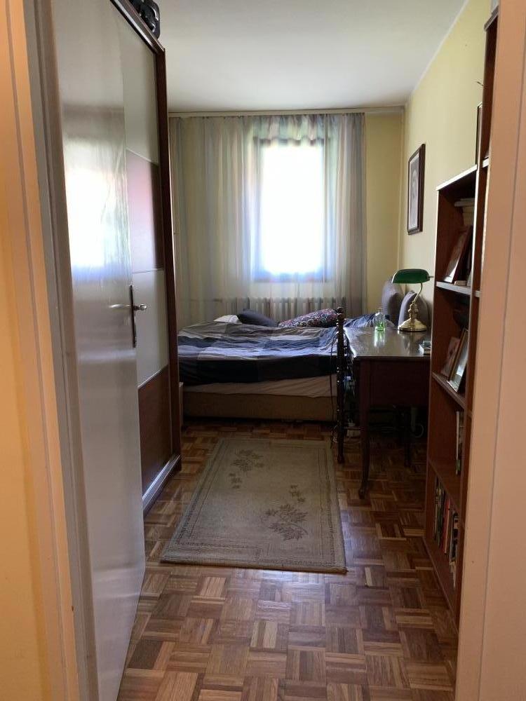 Stan na prodaju u Beogradu, Cerak, trosoban, 88m2, cena 220000 evra