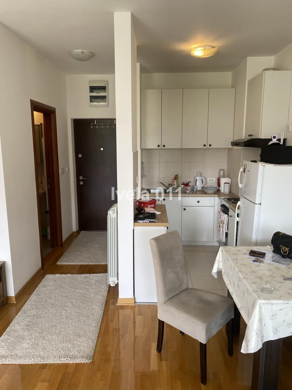 Stan na prodaju u Beogradu, Učiteljsko naselje, jednosoban, 38m2, cena 152000 evra