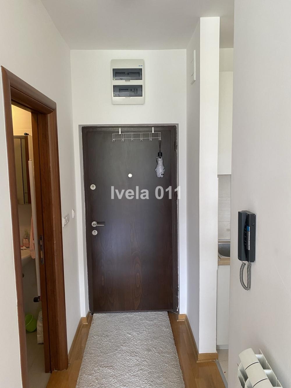 Stan na prodaju u Beogradu, Učiteljsko naselje, jednosoban, 38m2, cena 152000 evra