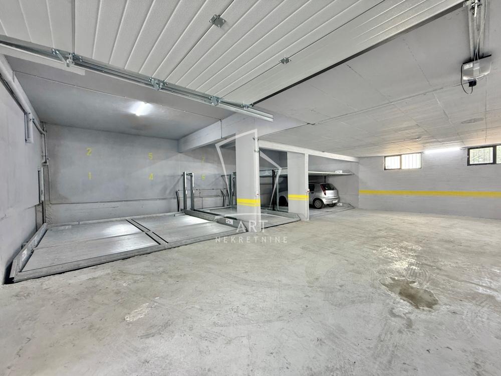 Stan na prodaju u Beogradu, Vukov spomenik, jednoiposoban, 49m2, cena 209000 evra