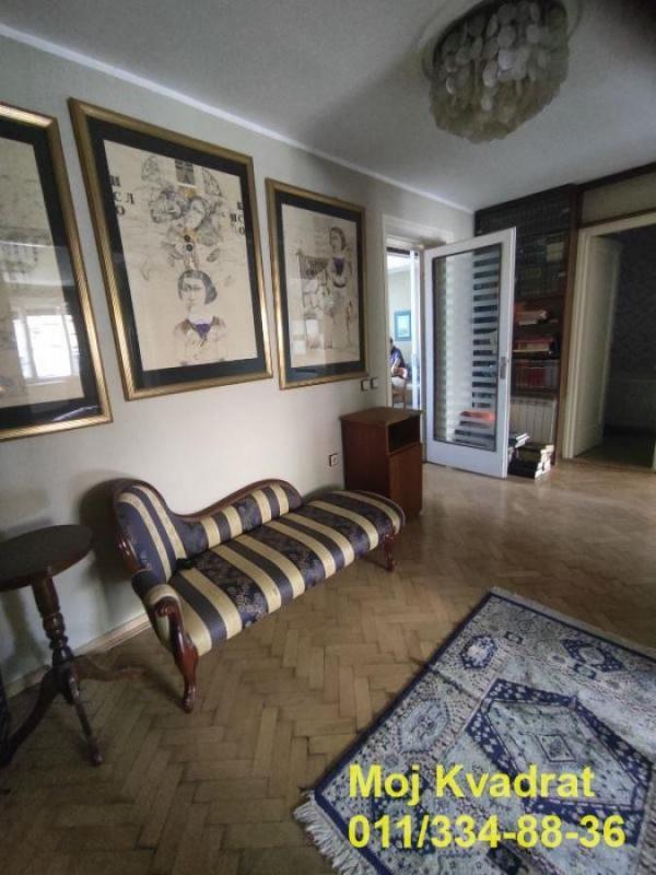 Stan na prodaju u Beogradu, Zeleni venac, trosoban, 72m2, cena 225000 evra