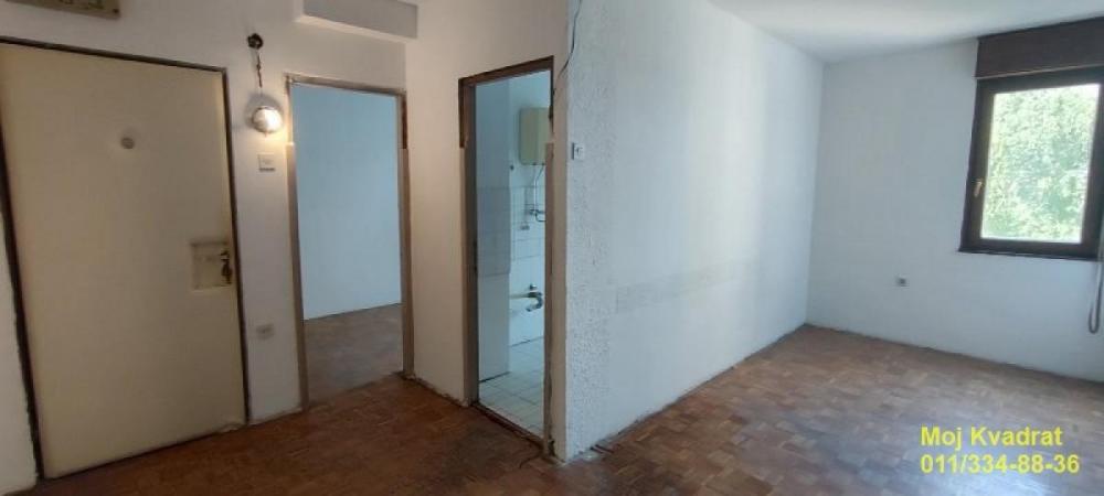 Stan na prodaju u Beogradu, Čukarica, jednoiposoban, 56m2, cena 160000 evra