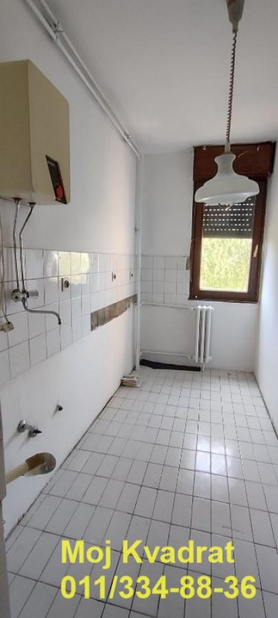 Stan na prodaju u Beogradu, Čukarica, jednoiposoban, 56m2, cena 160000 evra