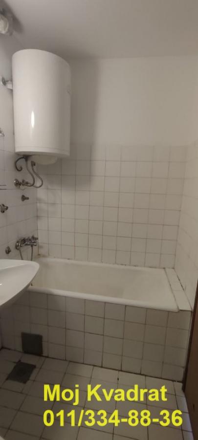 Stan na prodaju u Beogradu, Čukarica, jednoiposoban, 56m2, cena 160000 evra