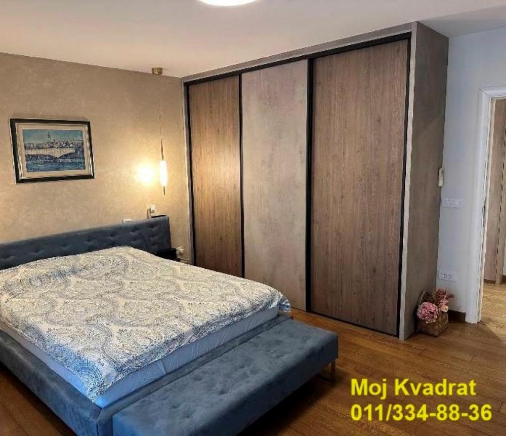 Stan na prodaju u Beogradu, Južni bulevar, cetvorosoban, 115m2, cena 449000 evra